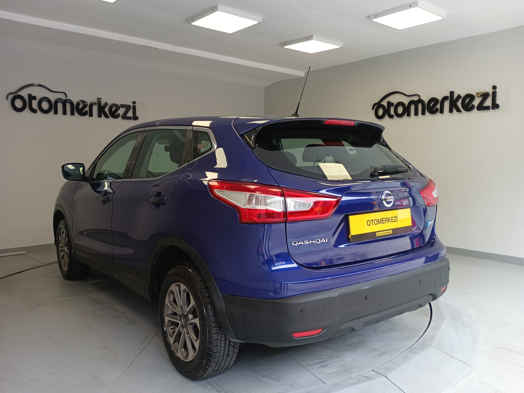 NISSAN QASHQAI 21